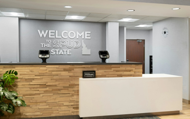 Hampton Inn & Suites Boise-Meridian