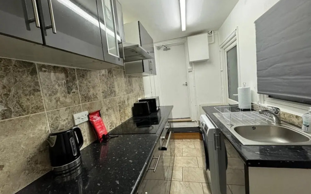 South Croydon - Sleeps 4 - Garden - 85walkingscore