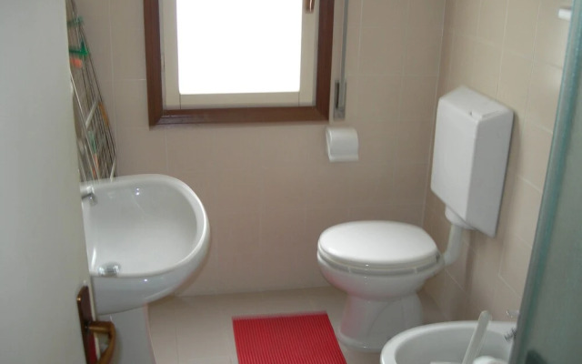 Enjoy the Pool at our Cozy Flat