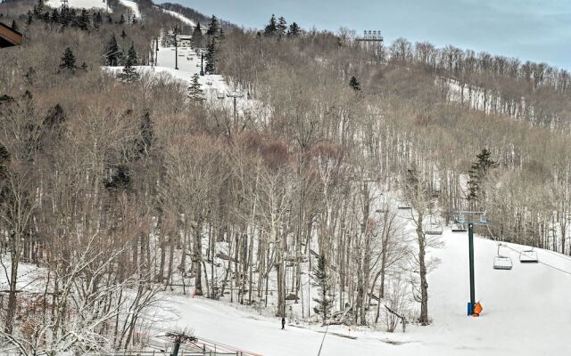 Vermont Ski Chalet ~ 5 Mi to Magic Mountain