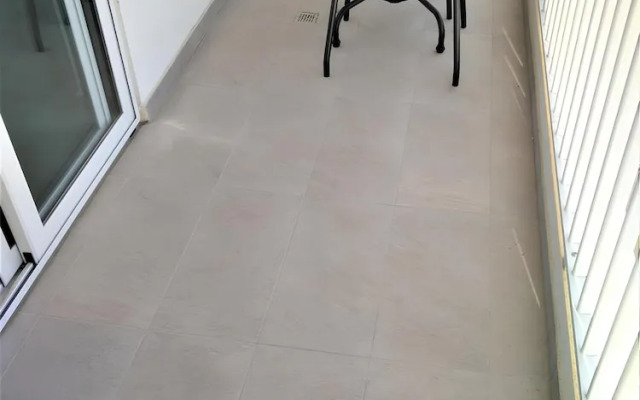 Elise Apartments