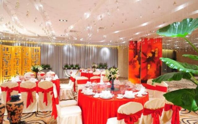 Yulong International Hotel