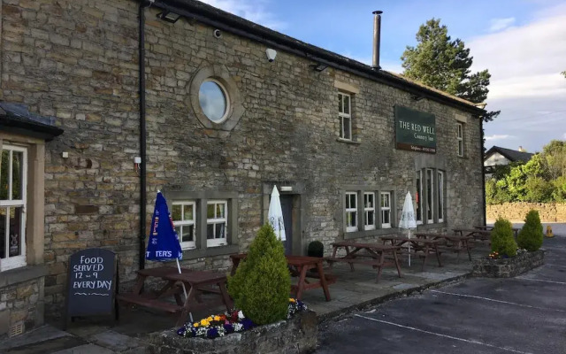The Red Well Country Inn