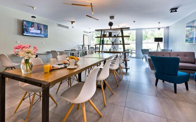 Appart'hôtel Kyriad Résidence Cabriès - Plan de Campagne