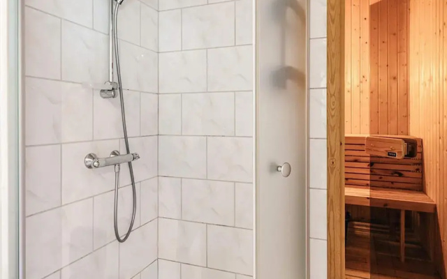 6 Person Holiday Home in Vaeggerlose