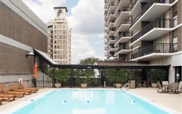 The MIdtown Atlanta Escape