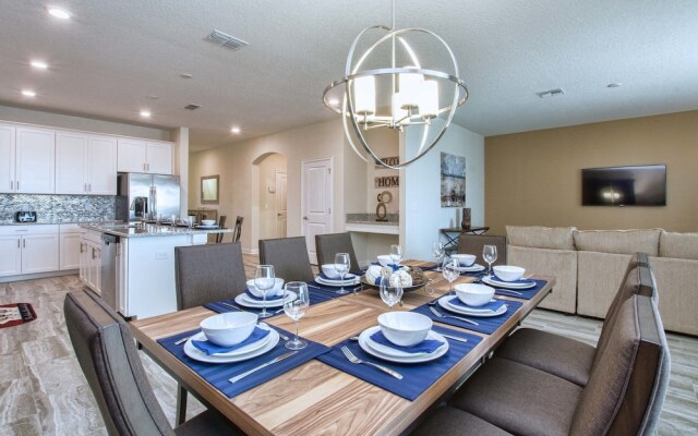 Storey Lake- 6 Bedroom Pool Home-1662ST