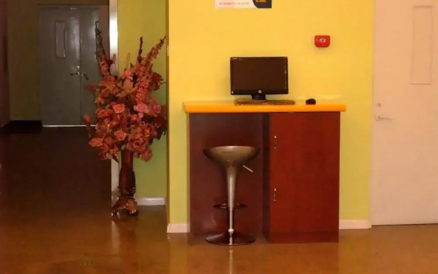 Home Inn Express Miyun