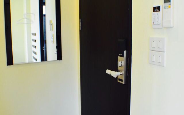 4 Bedroom House at Skytrain