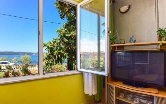 Holiday House Anica 1313