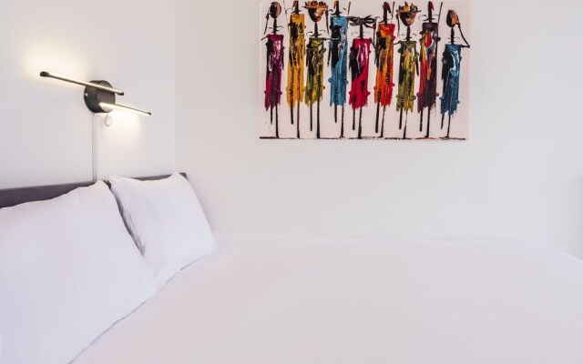 Charming Flat With City View in Atasehir