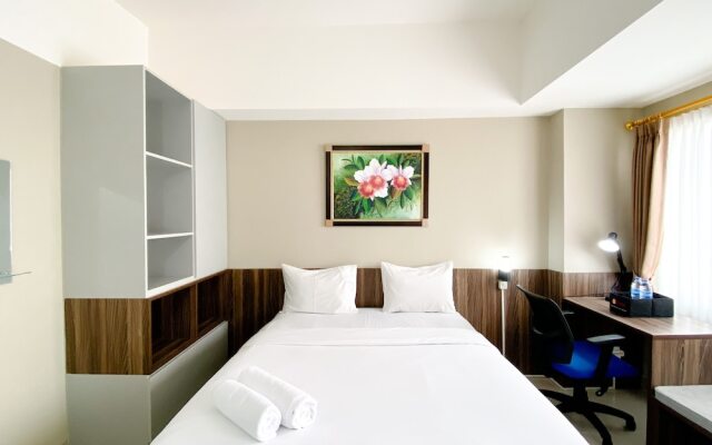 Cozy Stay Studio Apartment at LRT City Jatibening