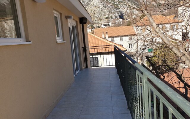 Apartments Montenegro Risan Cuckovic