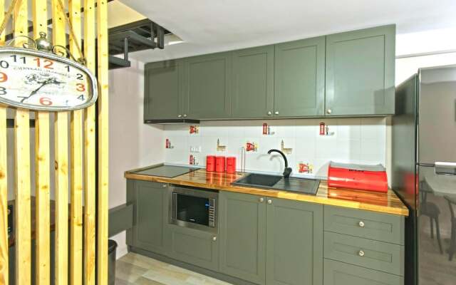 Sakhli at Chavchavadze Ave 15