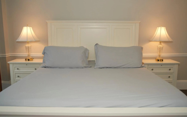 The Inns On Bellevue