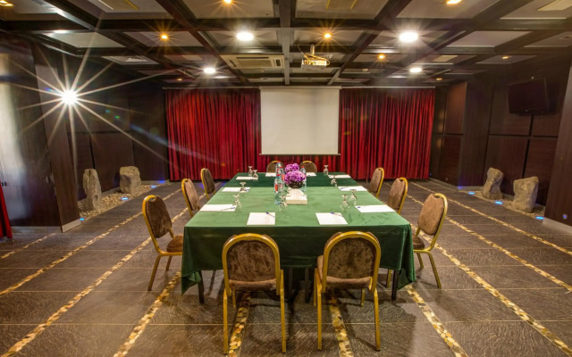 Century Park Hotel