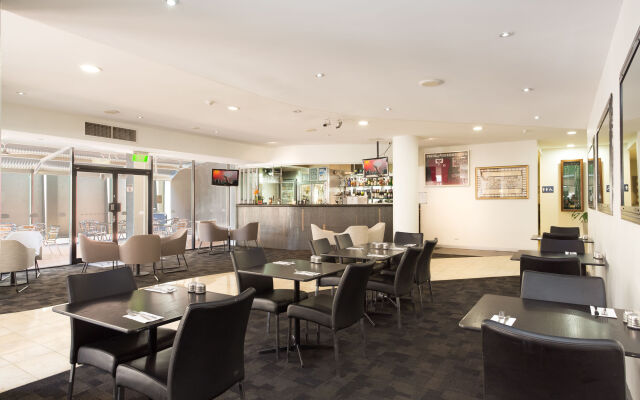 Riverside Hotel Southbank