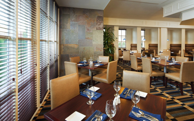 Sheraton Bellevue Hotel