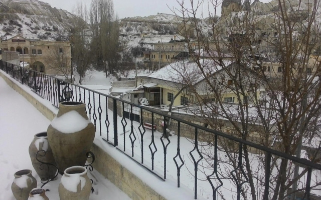 Nature Park Cave Hotel