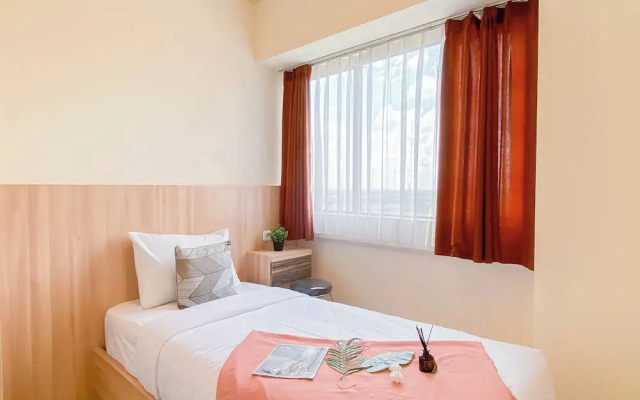 Restful 3Br At Meikarta Apartment