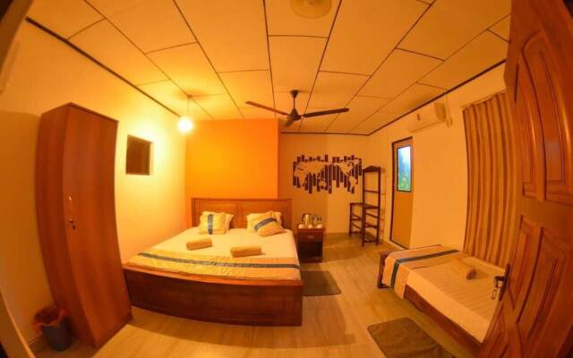 Royal Waves Negombo