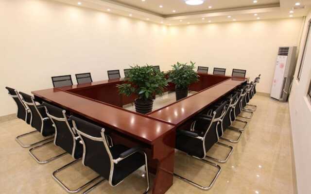 Shell Qionghai Boao Town Binhai Road Hotel