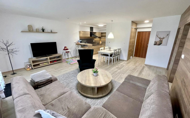 MJ Apartments Panorama