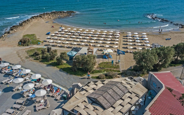 Themis Beach Hotel