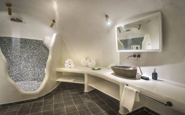 Secret Legend Suites
