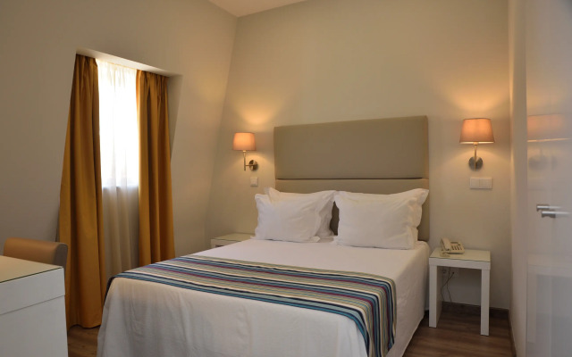 Porto Domus Hotel