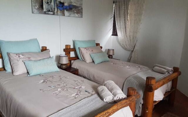 Buffalo Hill Safari Lodge