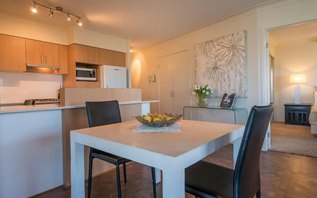 Inn on the Park Apartments
