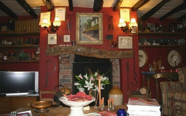 Wizards Thatch Luxury Suites