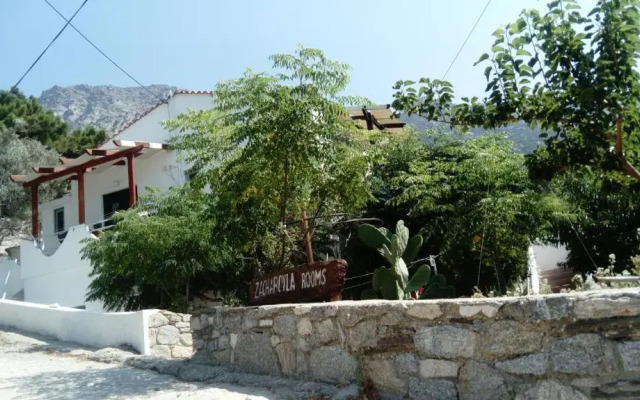 Zacharoula Rooms