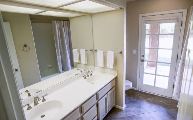 Avalon - 4 Bedroom Home - Scottsdale
