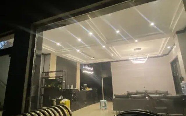 Xingyi Rongfa Boutique Hotel