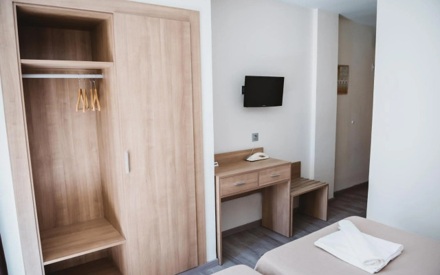 Hotel Celymar