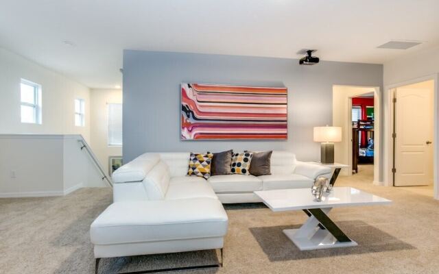 6bed 4Ba Villa Game Room Pool Spa