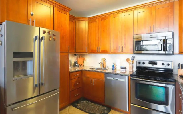 Hale Mahina #b102 1 Bedroom Condo by RedAwning