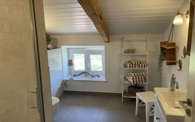 Spacious Apartment With Balcony
