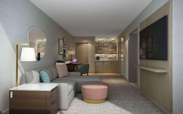 Hilton Santa Monica Hotel & Suites