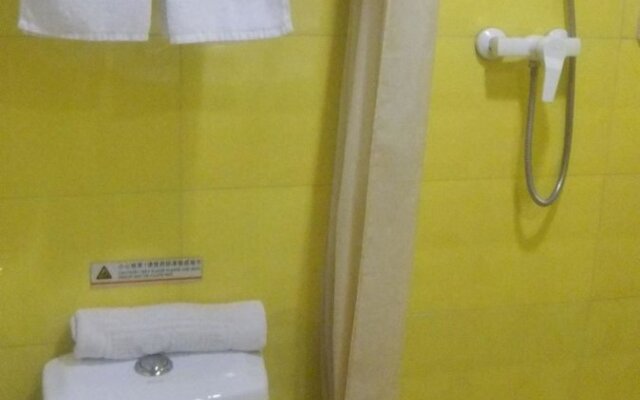 Super 8 Hotel Plaza North Road