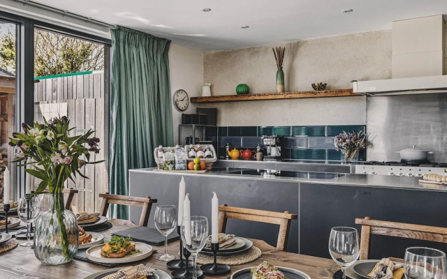 Heron House - Luxury Grand Designs Eco-home