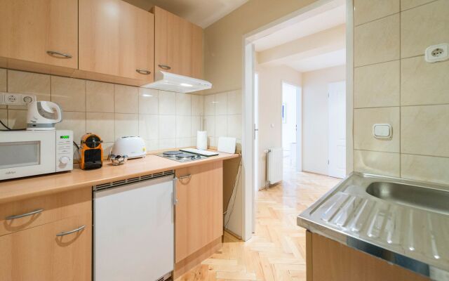 Oasis Apartments - Liszt Ferenc square