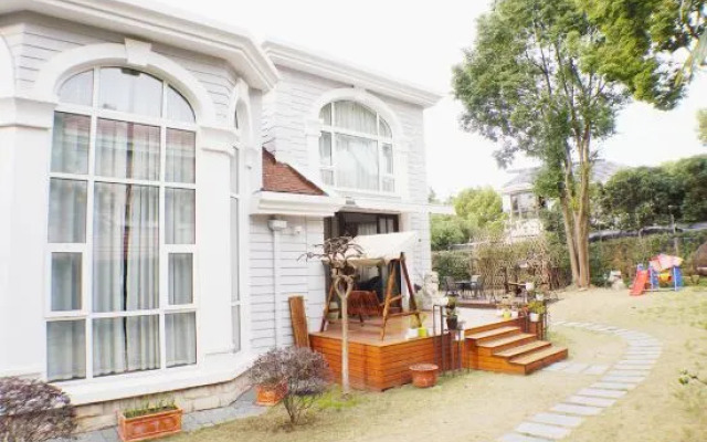 Leshuyashe Guesthouse (National Exhibition Center)