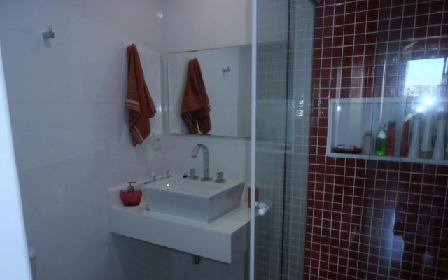Apartamento beira-mar posto 5 Barra da Tijuca