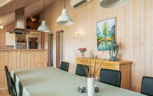 8 Person Holiday Home in Brovst
