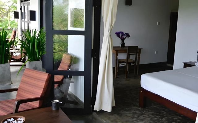 Lara's Place Unawatuna