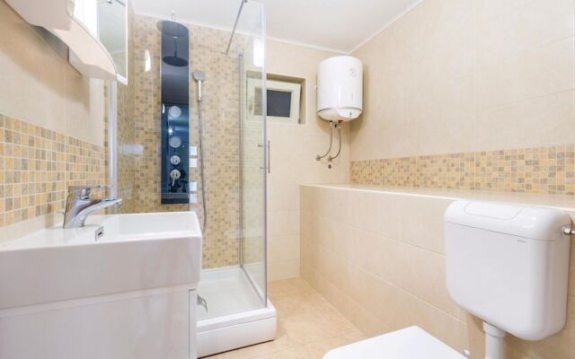 Beautiful Home in Matulji With Wifi and 1 Bedrooms