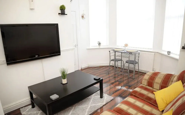 Cosy Orrell Park Retreat Near Anfield and Aintree